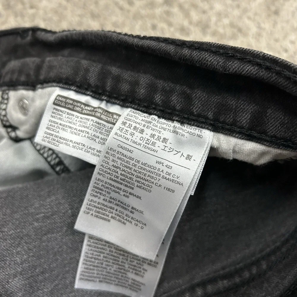 Levis 541 Jeans Mens 46X34‎ (Fits 44X30) Black Denim Athletic Taper Cotton Zip